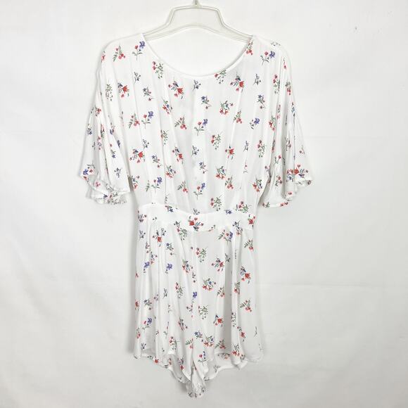 Forever 21 Floral White Open Back Short Sleeve Romper Size Medium - Picture 2 of 14